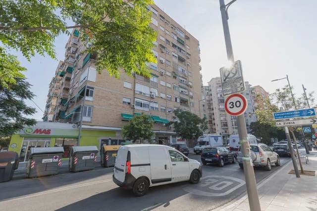 4 camera da letto Appartamento in vendita in Zaidin, Granada città - 345.000 € (Rif: 9918886)