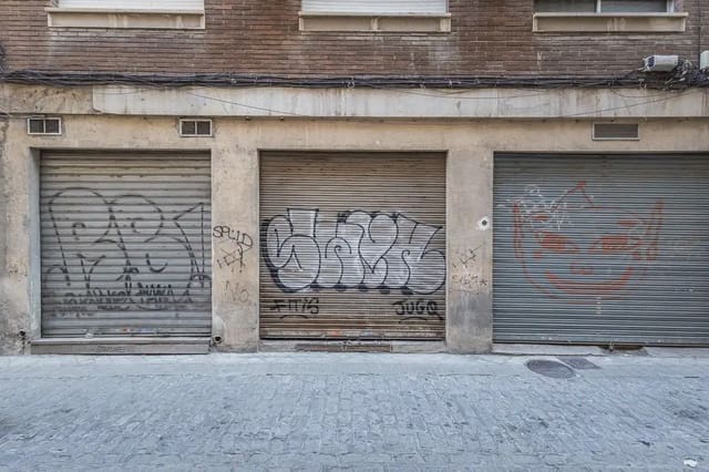 Erhverv til salg i San Matías - Realejo, Granada by - € 90.000 (Ref: 9919072)