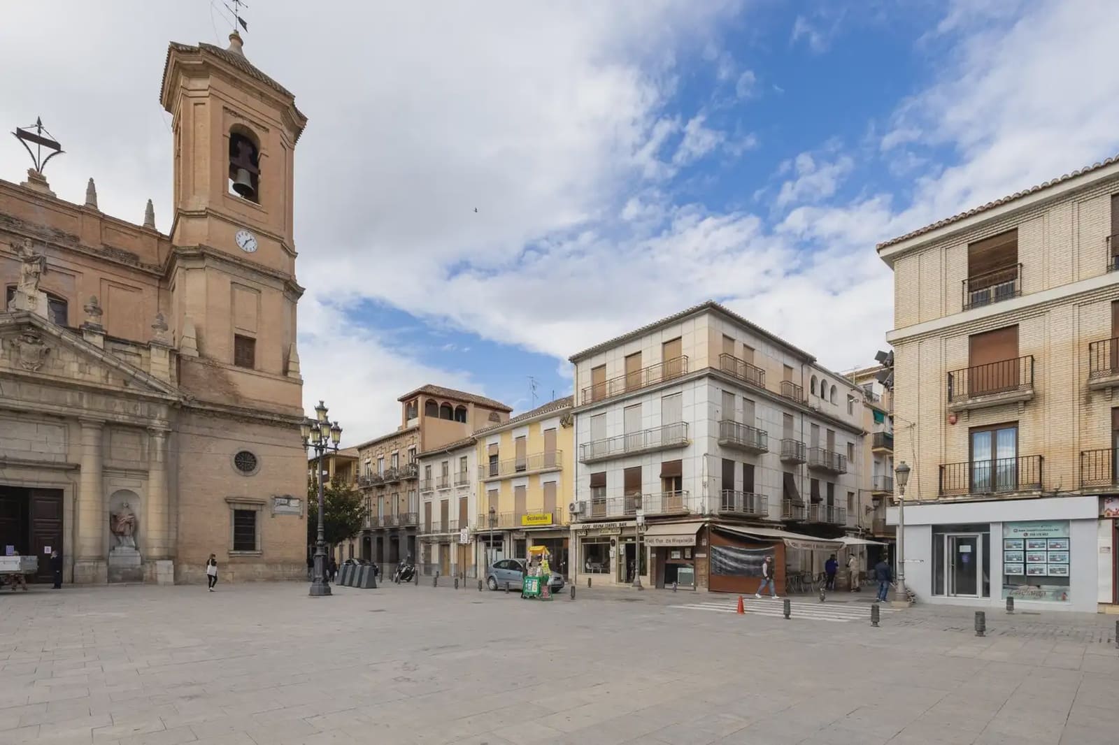 6 bedroom Townhouse for sale in Santa Fe - € 160,000 (Ref: 9921165)