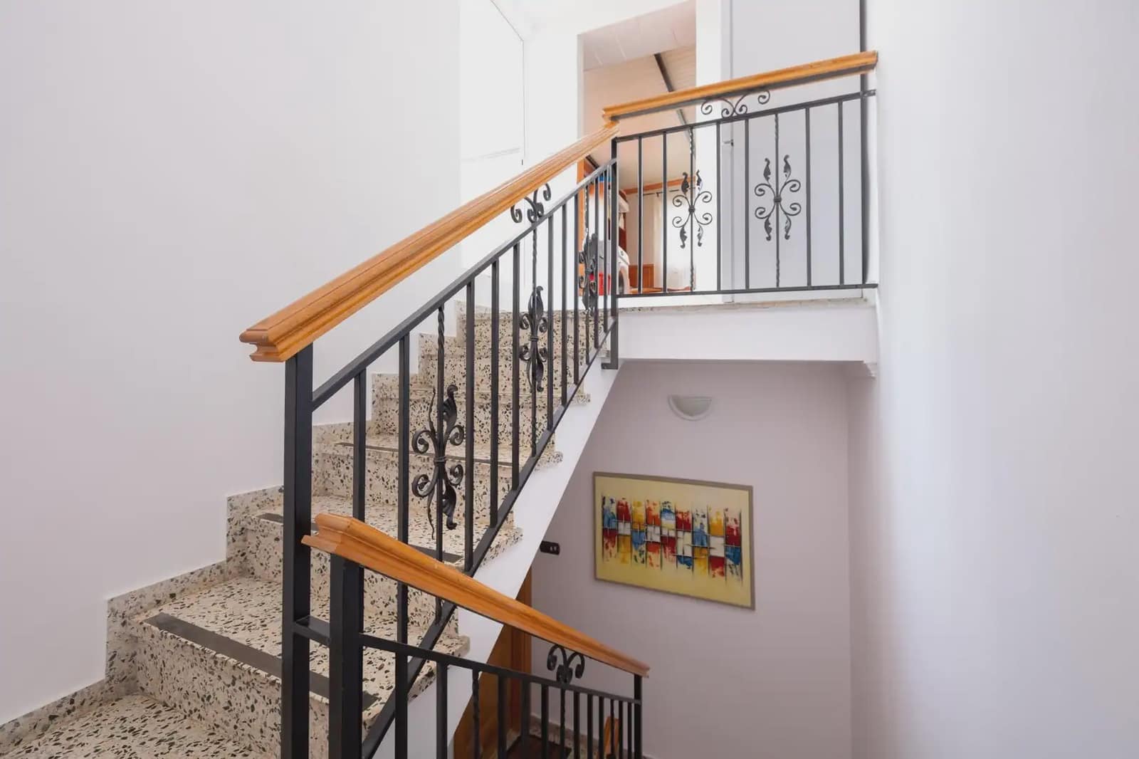 4 soveværelse Byhus til salg i Granada by med garage - € 300.000 (Ref: 9921166)