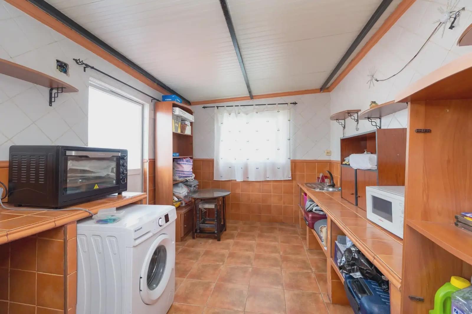 4 soveværelse Byhus til salg i Granada by med garage - € 300.000 (Ref: 9921166)