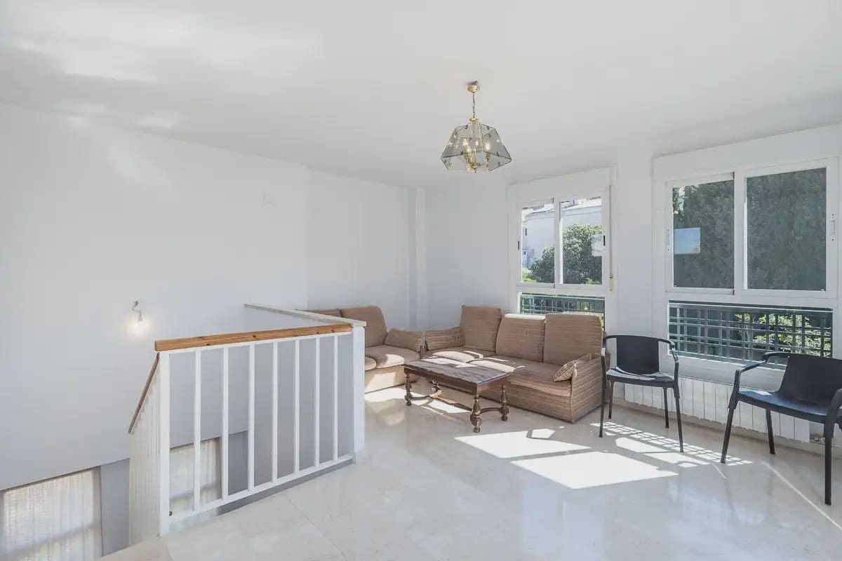 4 camera da letto Villa in vendita in Huetor Vega con piscina garage - 650.000 € (Rif: 9921167)