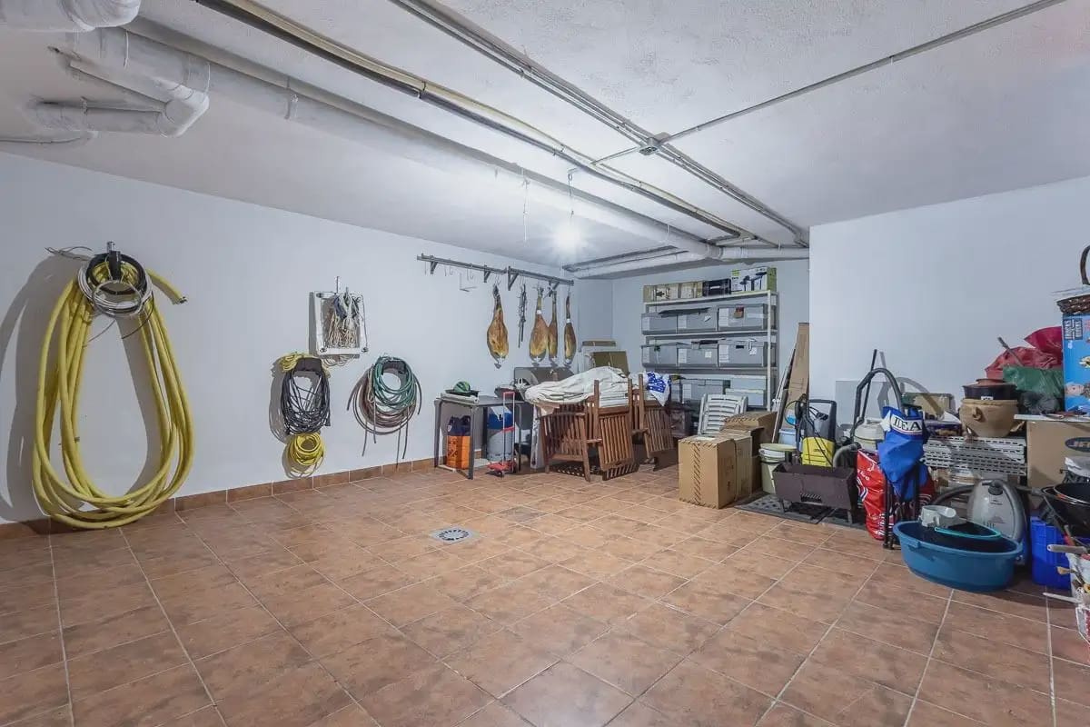 4 camera da letto Villa in vendita in Huetor Vega con piscina garage - 650.000 € (Rif: 9921167)