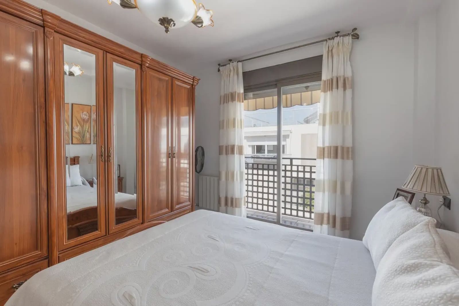 4 bedroom Townhouse for sale in Armilla with garage - € 365,000 (Ref: 9922689)