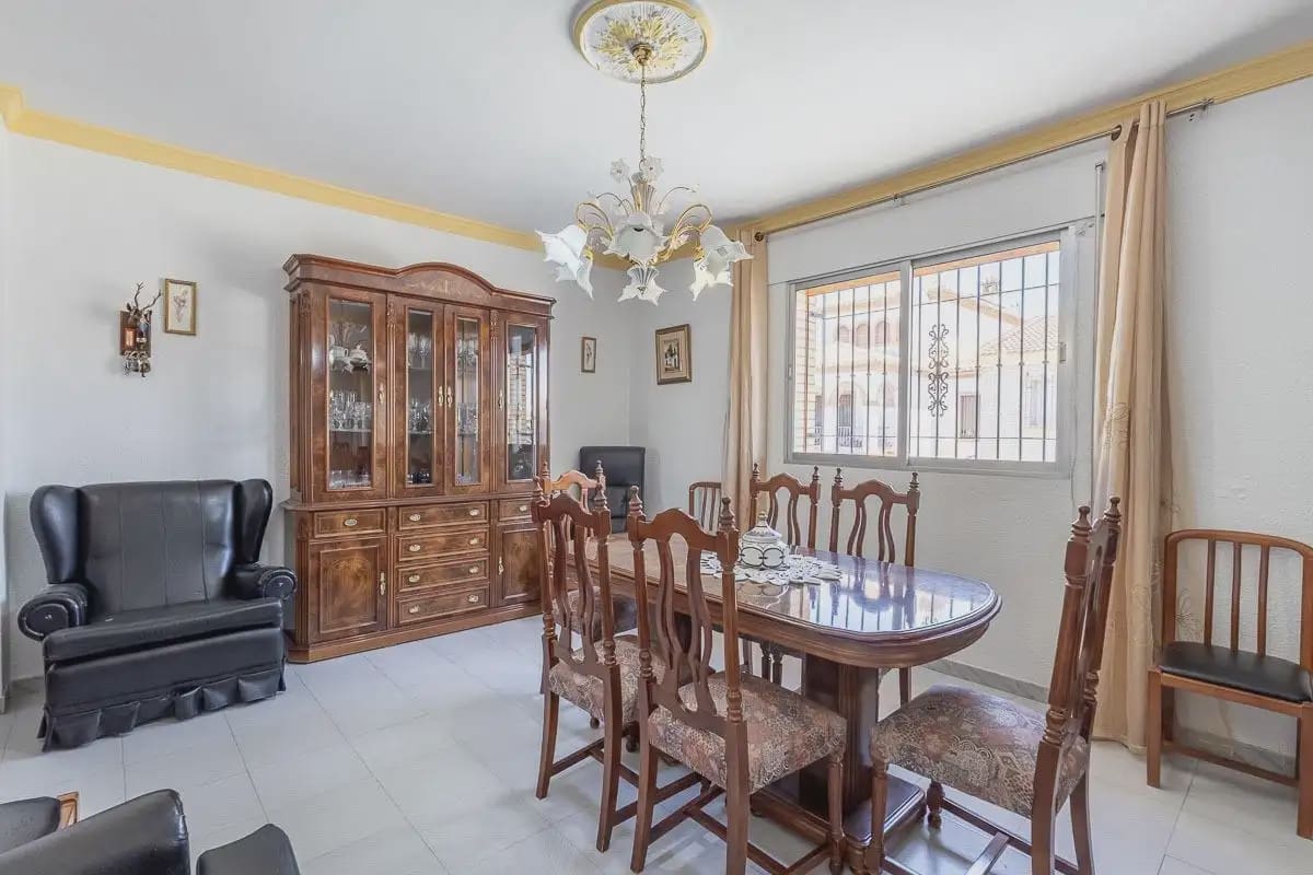 4 bedroom Townhouse for sale in Lachar with garage - € 239,000 (Ref: 9922825)