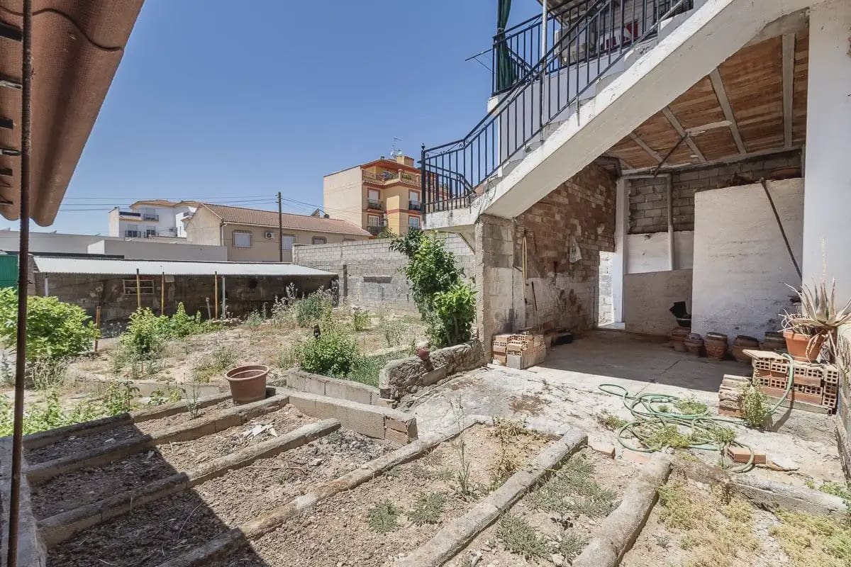 4 bedroom Townhouse for sale in Lachar with garage - € 239,000 (Ref: 9922825)