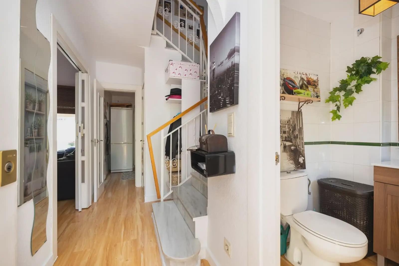 3 soveværelse Byhus til salg i Granada by med garage - € 319.000 (Ref: 9922867)
