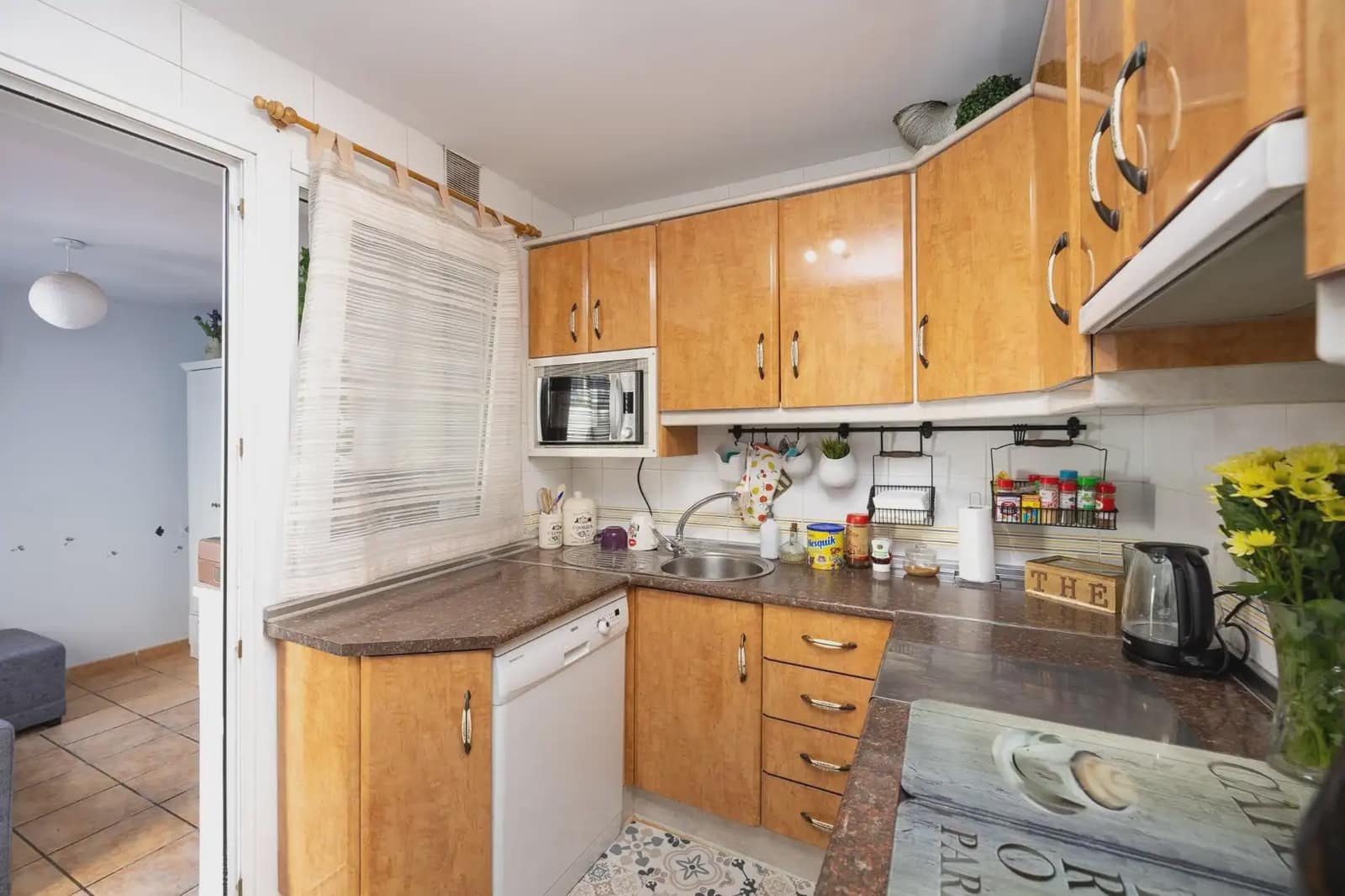3 soveværelse Byhus til salg i Granada by med garage - € 319.000 (Ref: 9922867)