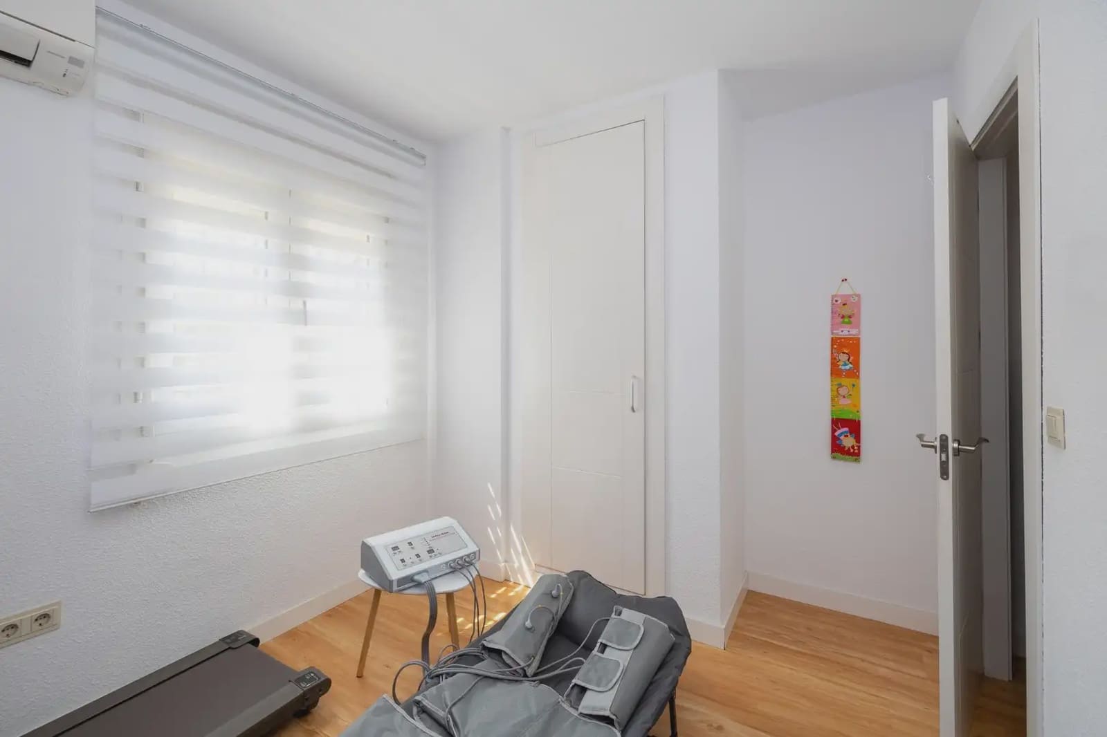 3 soveværelse Byhus til salg i Granada by med garage - € 319.000 (Ref: 9922867)