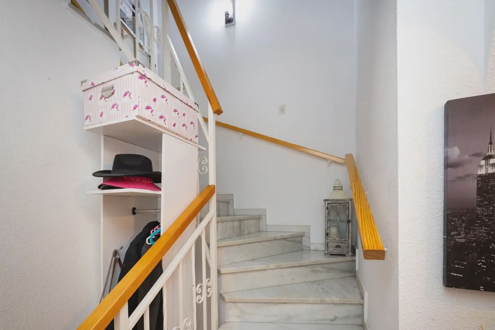 3 soveværelse Byhus til salg i Granada by med garage - € 319.000 (Ref: 9922867)