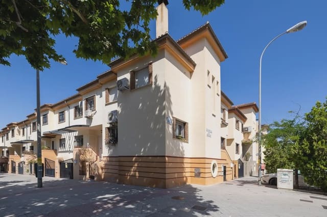 3 soveværelse Byhus til salg i Almanjayar, Granada by med garage - € 319.000 (Ref: 9922867)