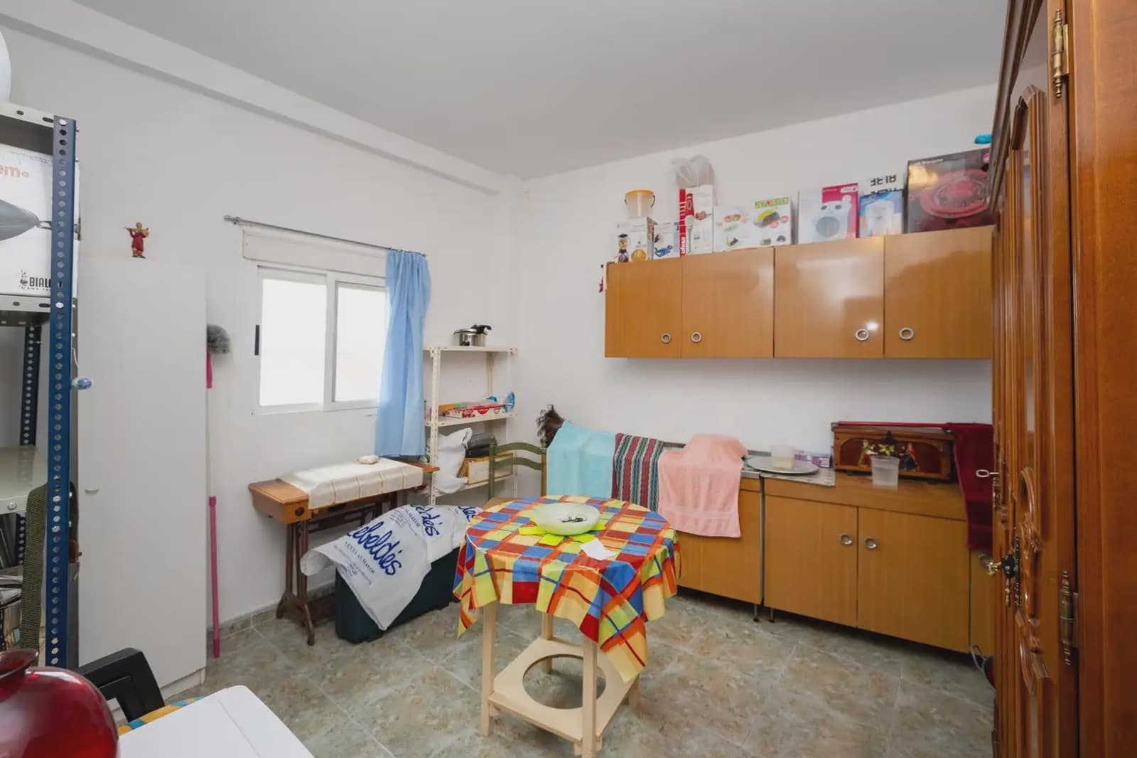 7 bedroom Townhouse for sale in Moraleda de Zafayona with garage - € 219,999 (Ref: 9923034)