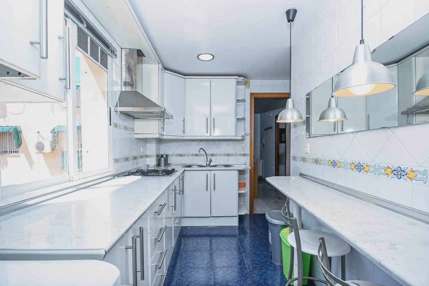2 soveværelse Lejlighed til salg i Granada by med garage - € 270.000 (Ref: 9923071)