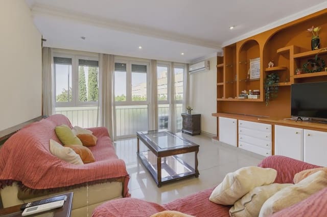 3 soveværelse Lejlighed til salg i Camino de Ronda - Rosaleda, Granada by - € 370.000 (Ref: 9924913)