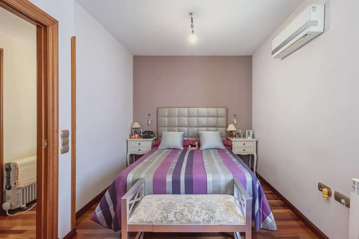 5 soveværelse Villa til salg i Granada by med garage - € 750.000 (Ref: 9924915)