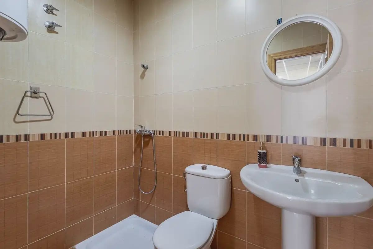 Kommersiell til salgs i Las Gabias - € 75 000 (Ref: 9925218)
