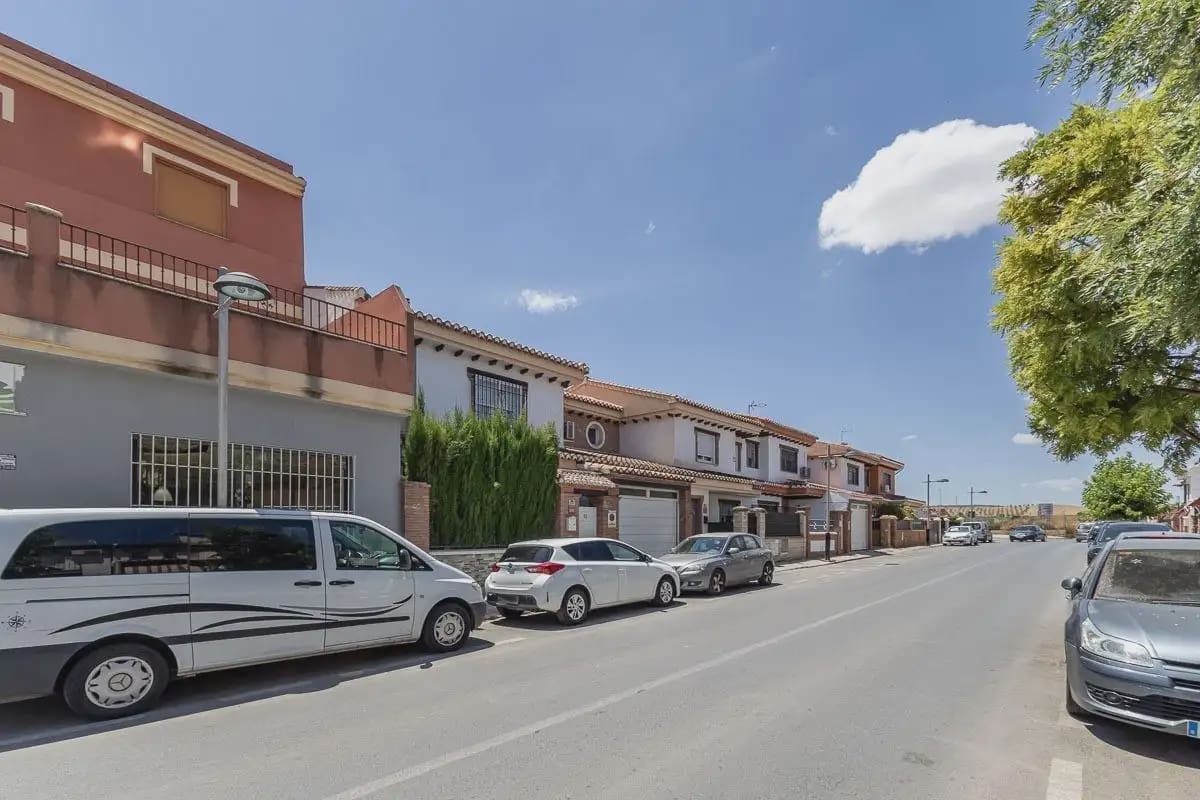Kommersiell til salgs i Las Gabias - € 75 000 (Ref: 9925218)