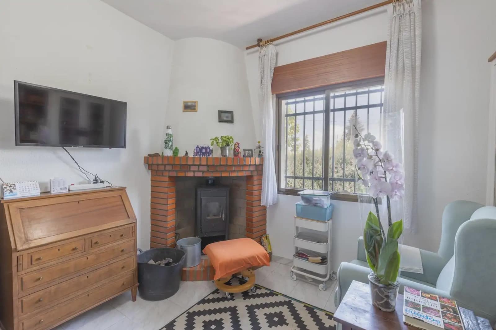 5 bedroom Villa for sale in Gojar with pool garage - € 445,000 (Ref: 9925220)