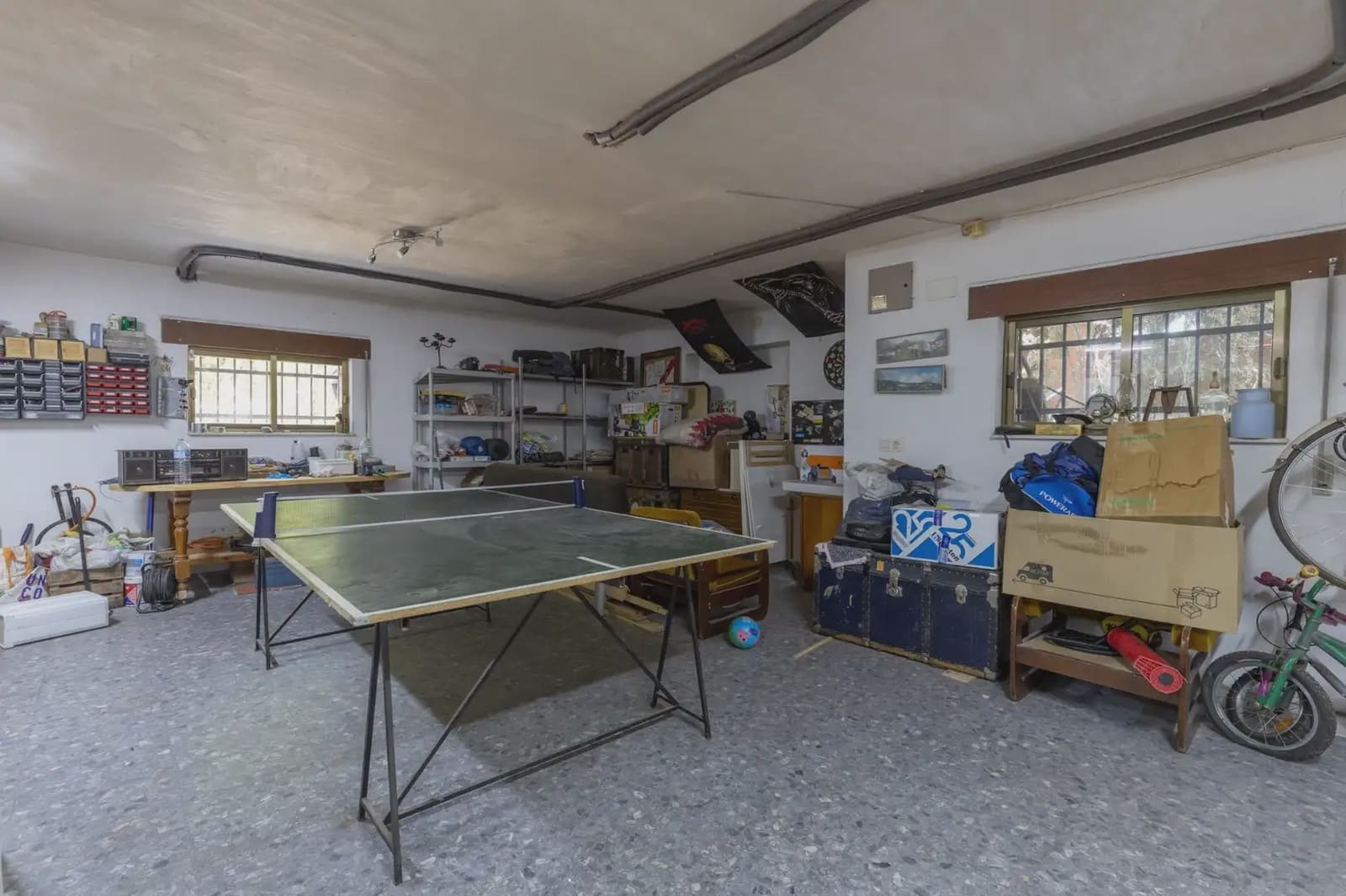 5 bedroom Villa for sale in Gojar with pool garage - € 445,000 (Ref: 9925220)