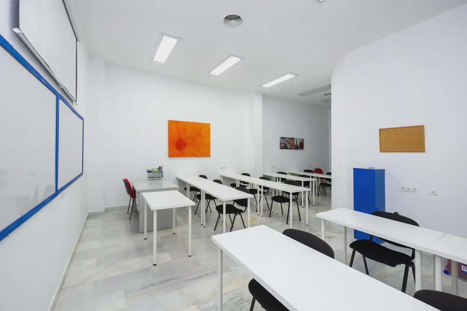 Gewerbe zu verkaufen in Granada Stadt - 295.000 € (Ref: 9928049)