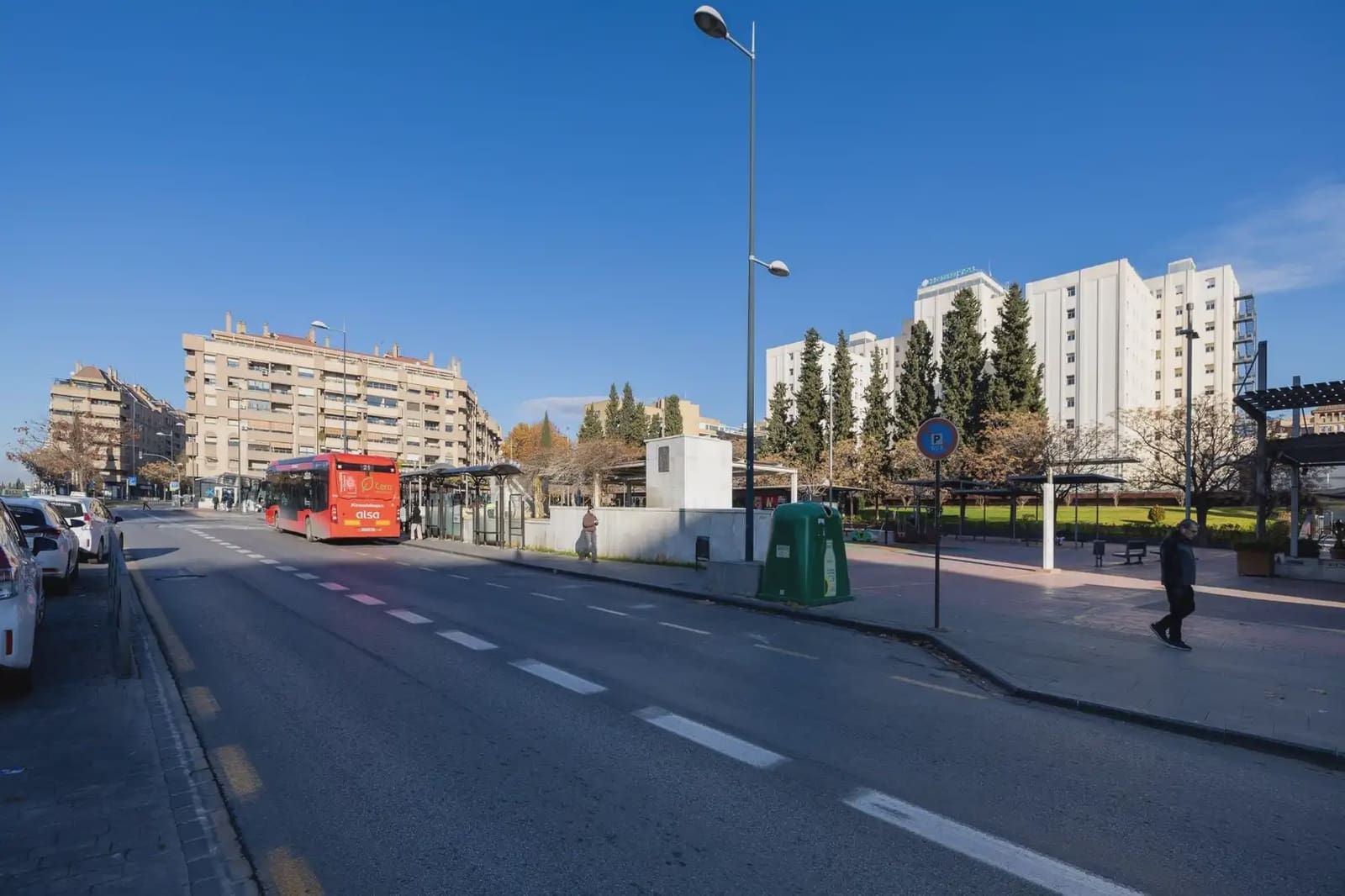 Gewerbe zu verkaufen in Granada Stadt - 295.000 € (Ref: 9928049)