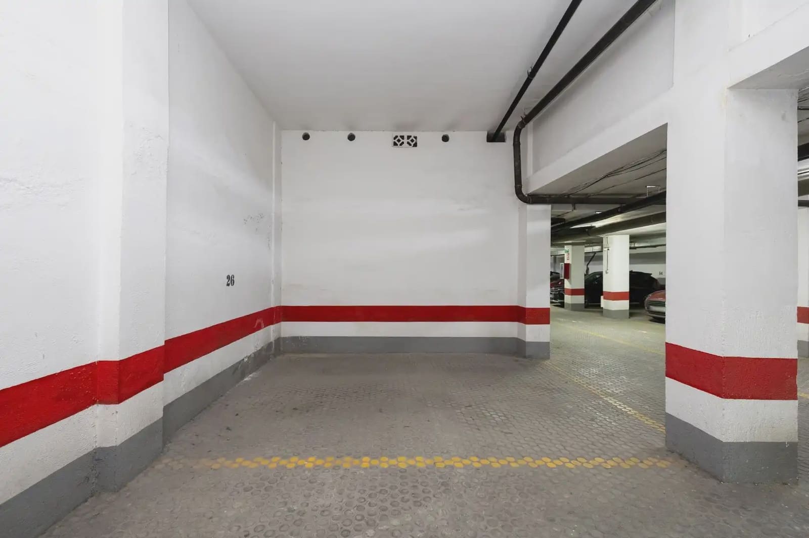 Garage for sale in Granada city - € 40,000 (Ref: 9928314)