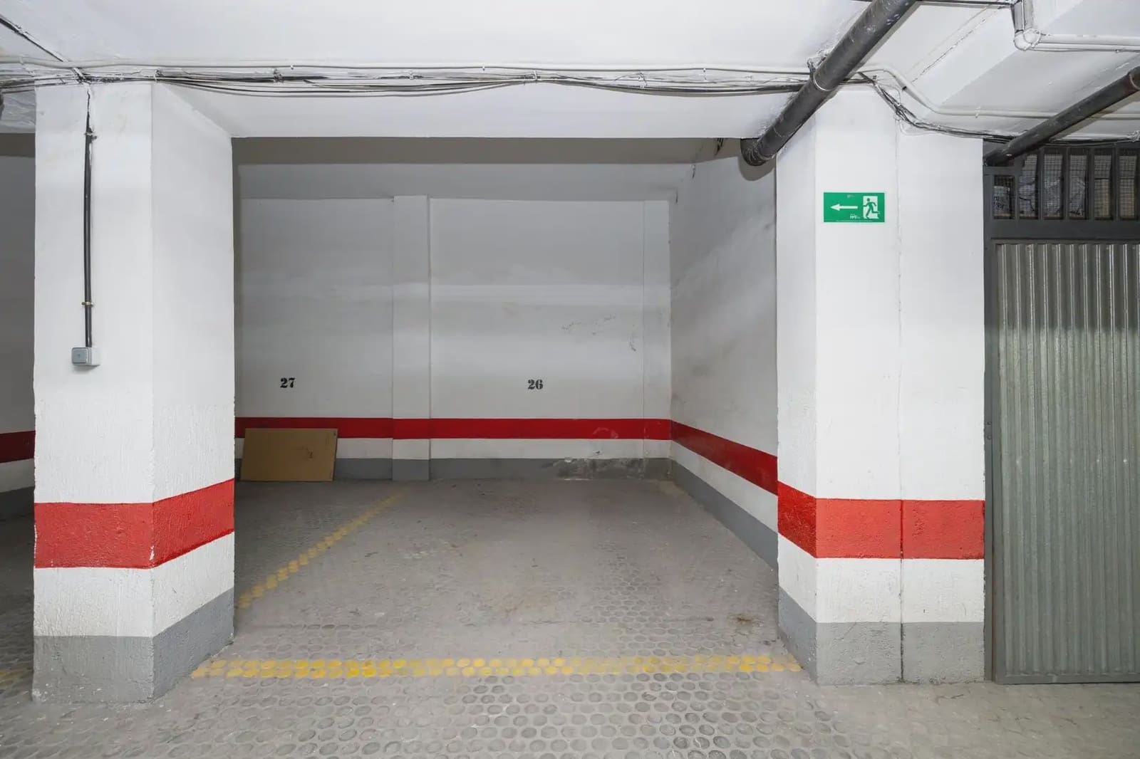 Garage for sale in Granada city - € 40,000 (Ref: 9928314)