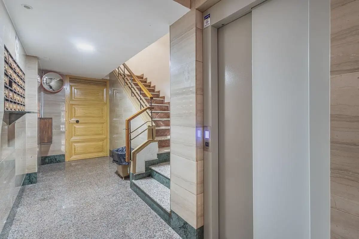 3 soveværelse Lejlighed til salg i Granada by - € 298.000 (Ref: 9928536)