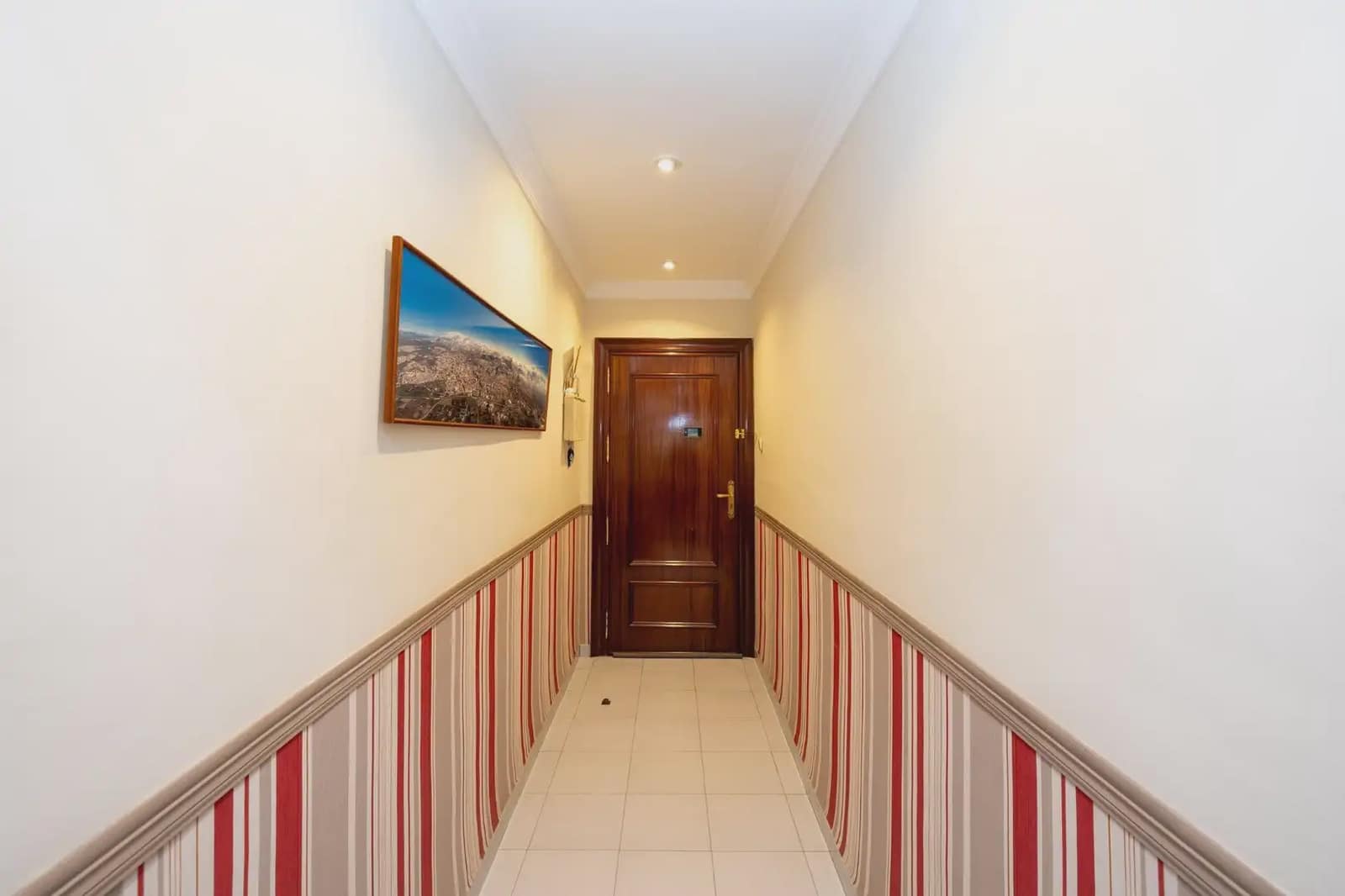 Piso de 4 habitaciones en Granada ciudad en venta - 320.000 € (Ref: 9928537)