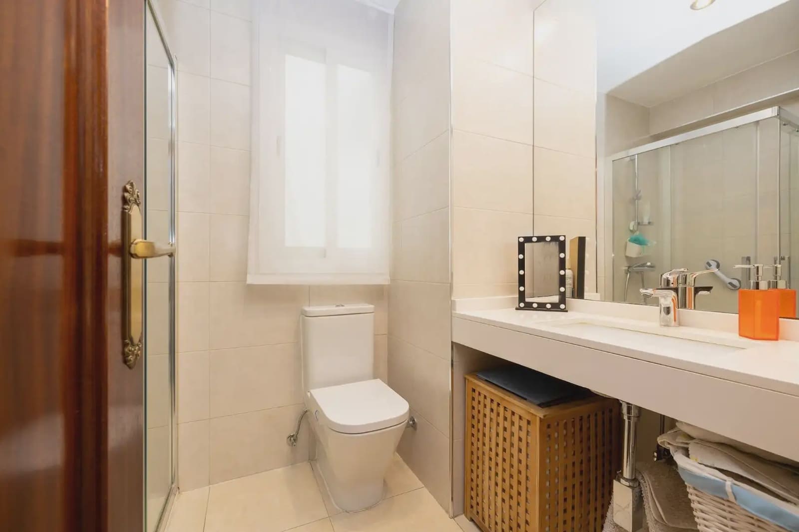 Piso de 4 habitaciones en Granada ciudad en venta - 320.000 € (Ref: 9928537)