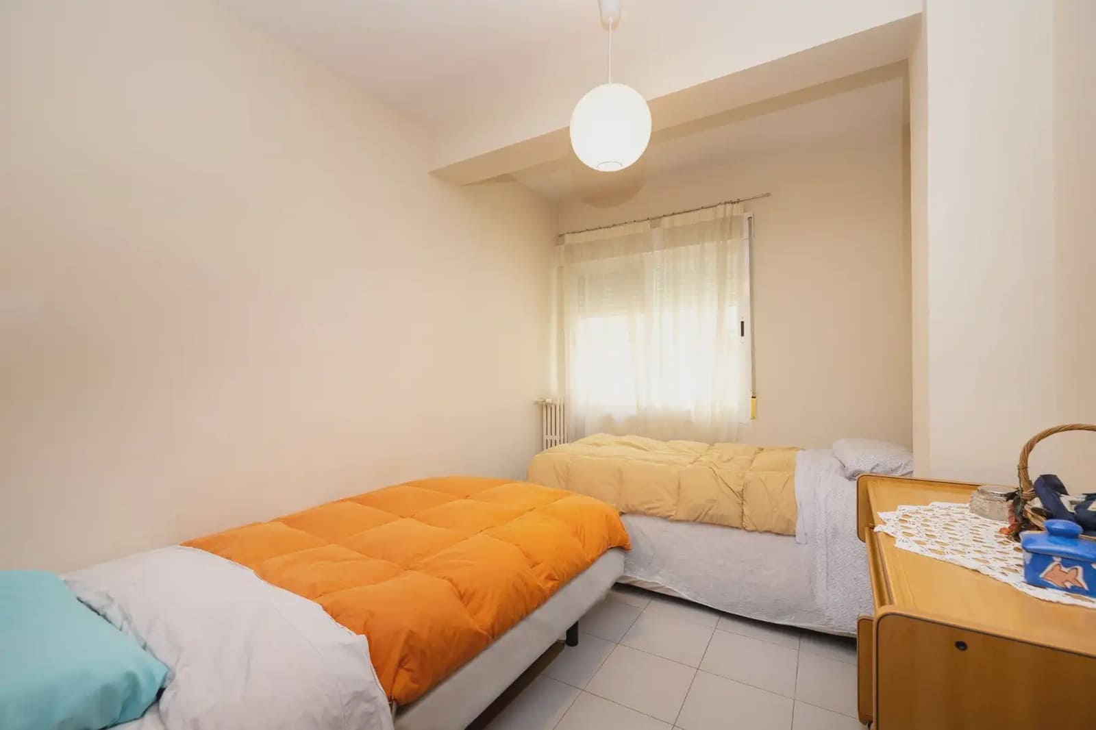 Piso de 4 habitaciones en Granada ciudad en venta - 320.000 € (Ref: 9928537)