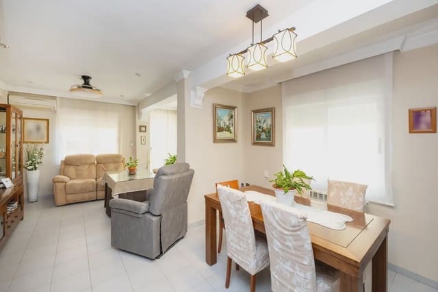 Piso de 4 habitaciones en San Matías - Realejo, Granada ciudad en venta - 320.000 € (Ref: 9928537)