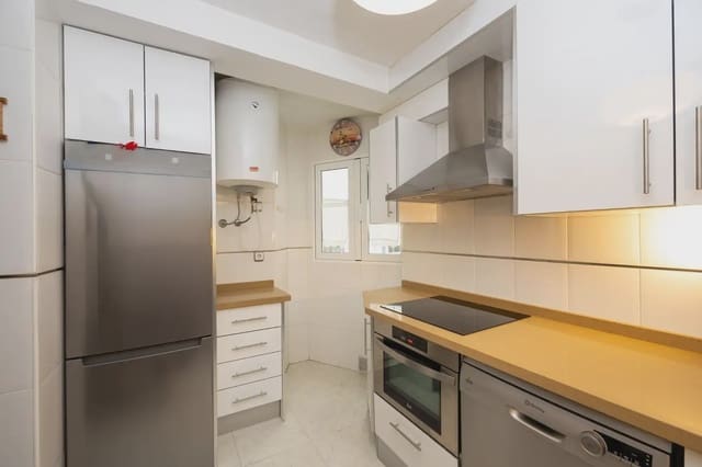 Piso de 4 habitaciones en San Matías - Realejo, Granada ciudad en venta - 320.000 € (Ref: 9928537)
