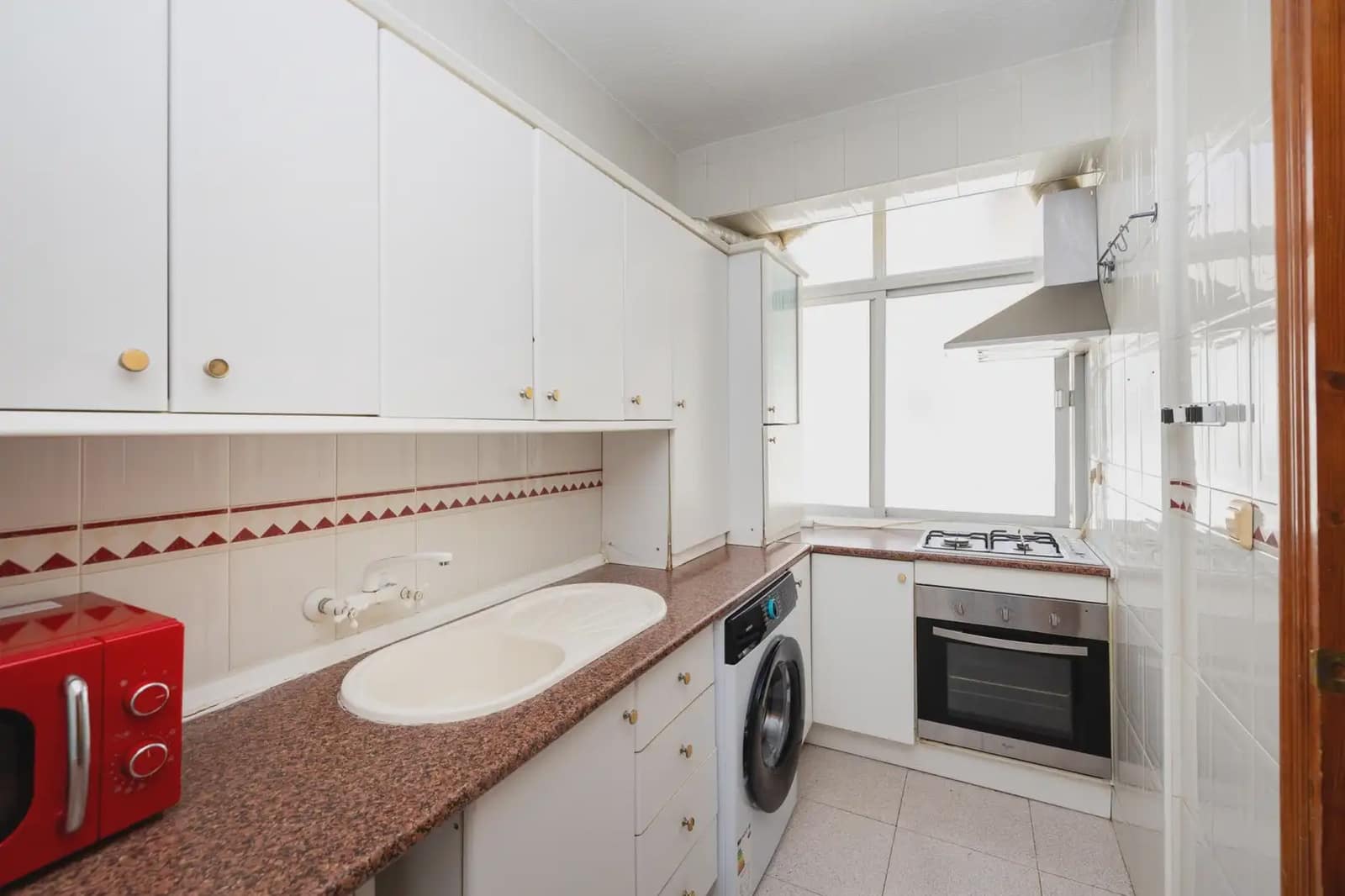 3 soveværelse Lejlighed til salg i Granada by - € 219.000 (Ref: 9930028)