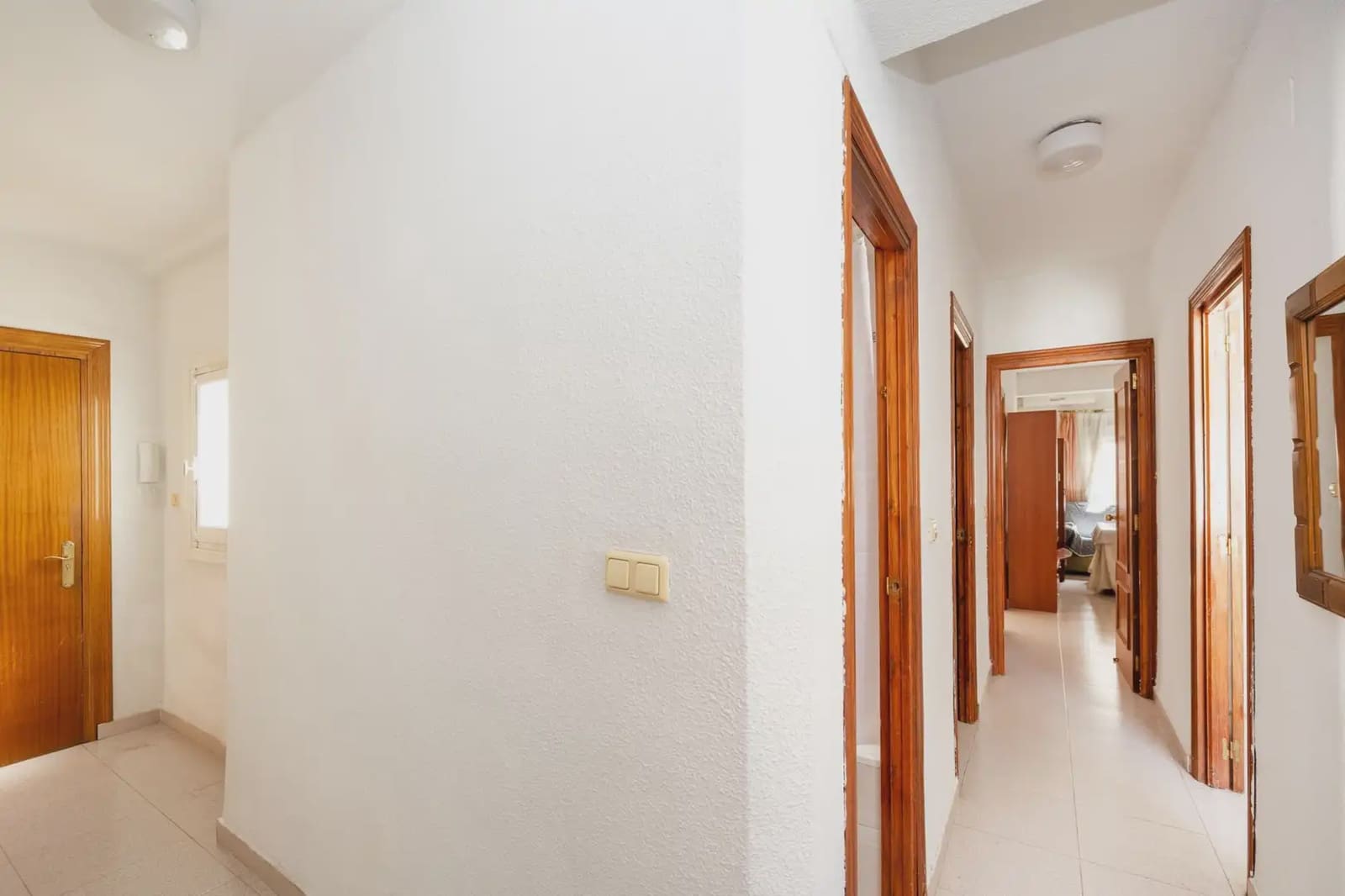 3 soveværelse Lejlighed til salg i Granada by - € 219.000 (Ref: 9930028)