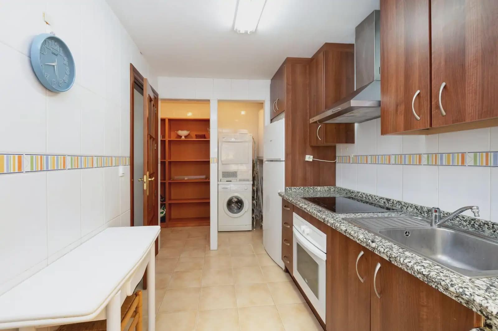 2 bedroom Apartment for sale in Otura with garage - € 148,000 (Ref: 9930030)