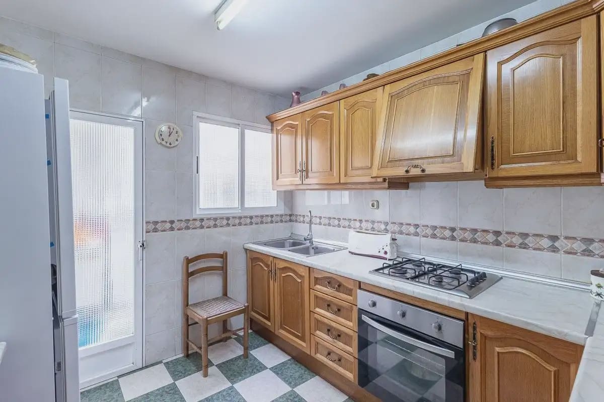 3 soveværelse Lejlighed til salg i Granada by - € 325.000 (Ref: 9932284)