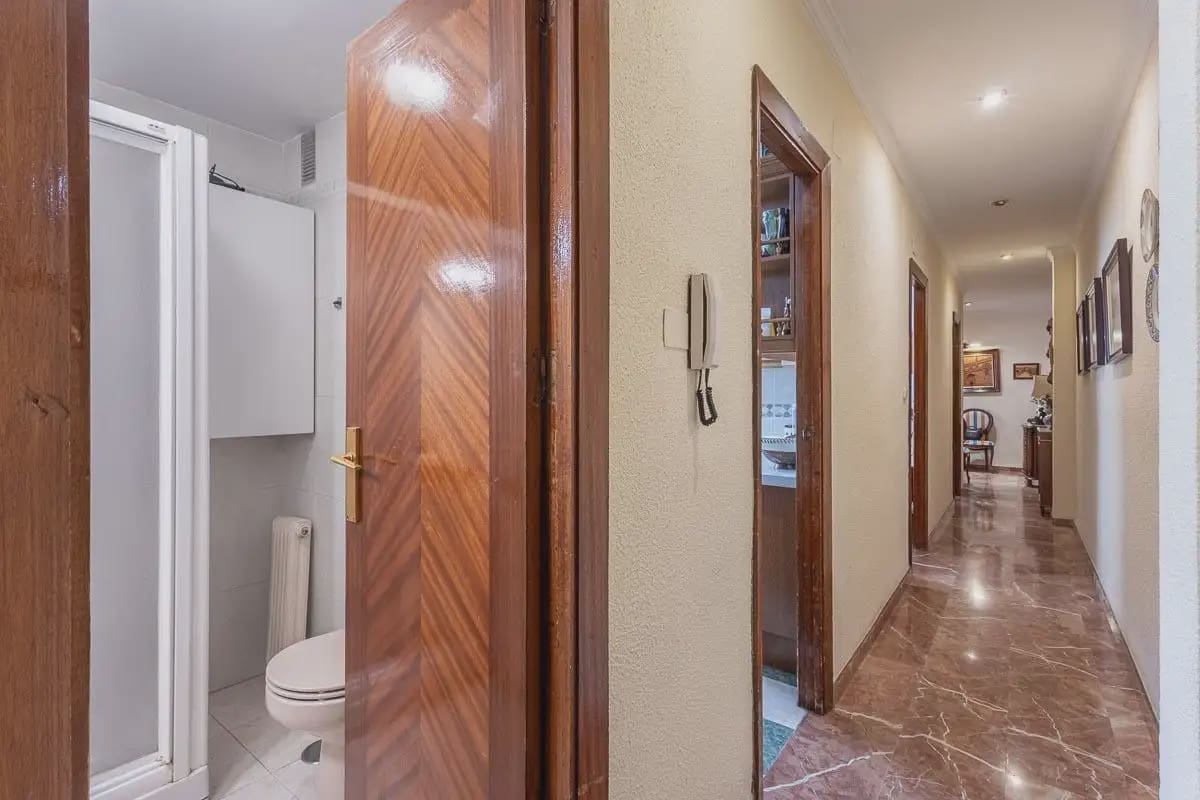 3 soveværelse Lejlighed til salg i Granada by - € 325.000 (Ref: 9932284)