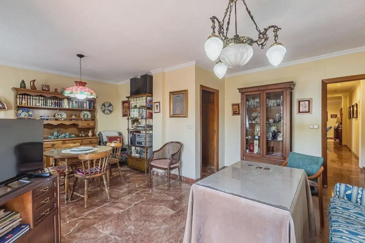 3 soveværelse Lejlighed til salg i Granada by - € 325.000 (Ref: 9932284)