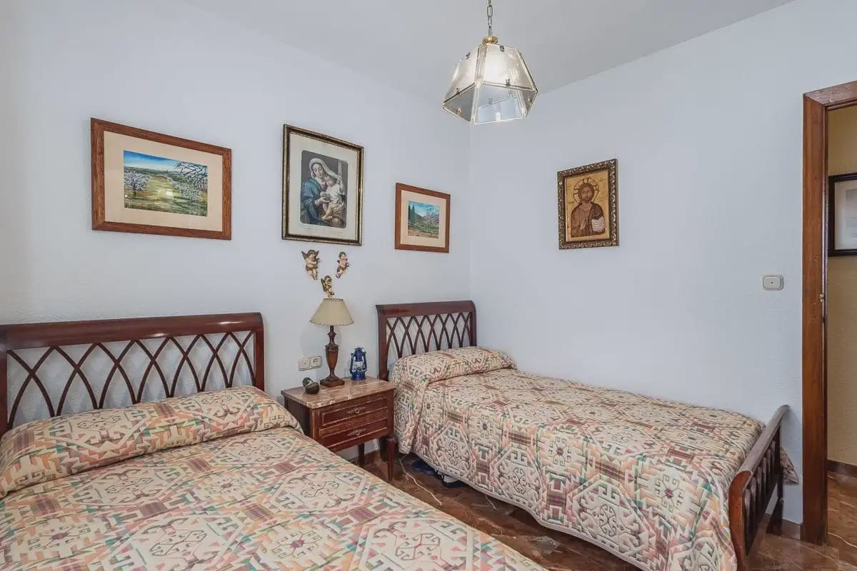 3 soveværelse Lejlighed til salg i Granada by - € 325.000 (Ref: 9932284)