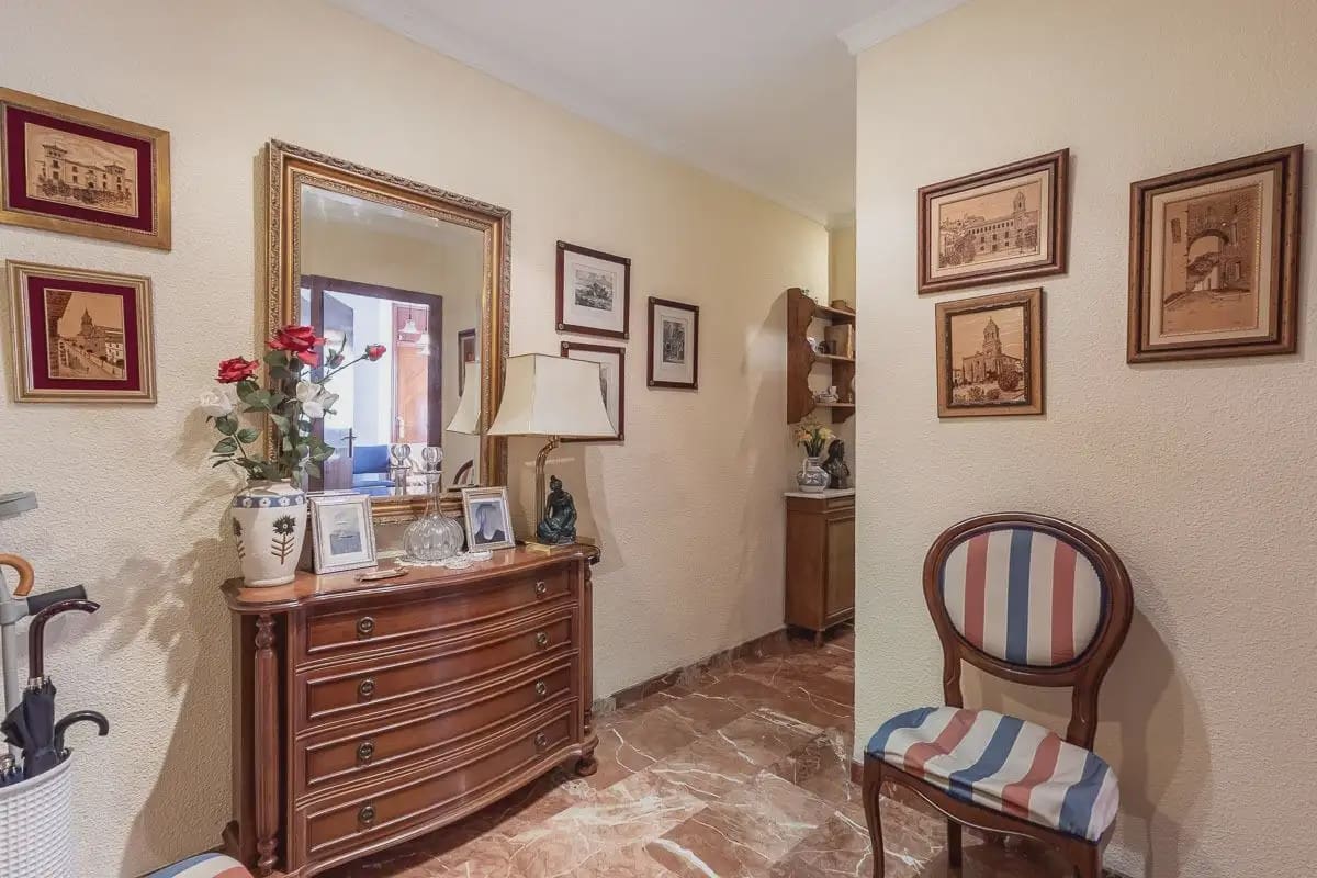 3 soveværelse Lejlighed til salg i Granada by - € 325.000 (Ref: 9932284)