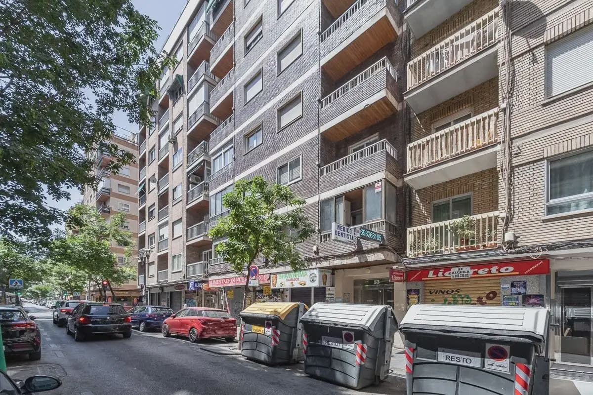 3 soveværelse Lejlighed til salg i Granada by - € 325.000 (Ref: 9932284)