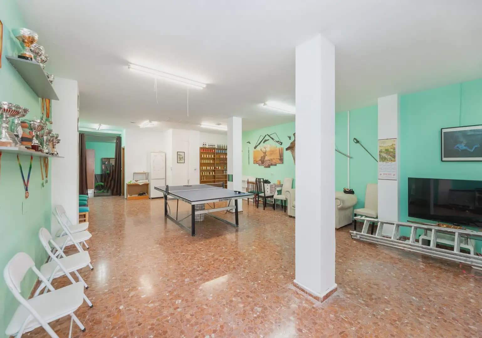 Gewerbe zu verkaufen in La Zubia - 99.000 € (Ref: 9932285)