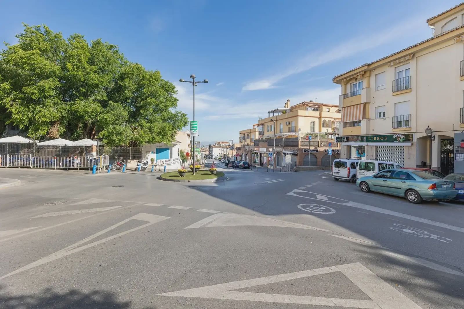 Gewerbe zu verkaufen in La Zubia - 99.000 € (Ref: 9932285)