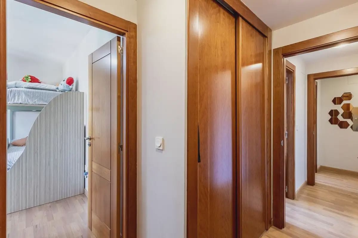 2 soveværelse Lejlighed til salg i Granada by med swimmingpool garage - € 345.000 (Ref: 9932392)