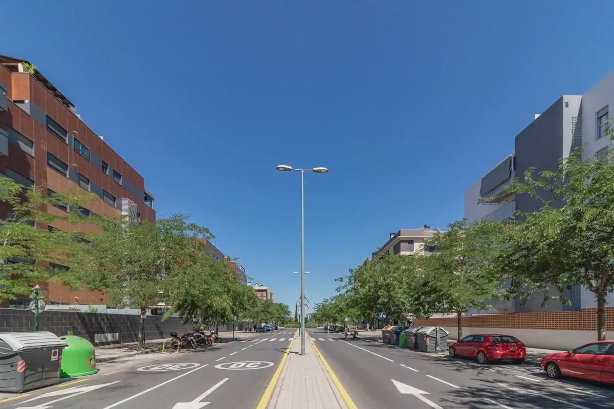 2 soveværelse Lejlighed til salg i Granada by med swimmingpool garage - € 345.000 (Ref: 9932392)