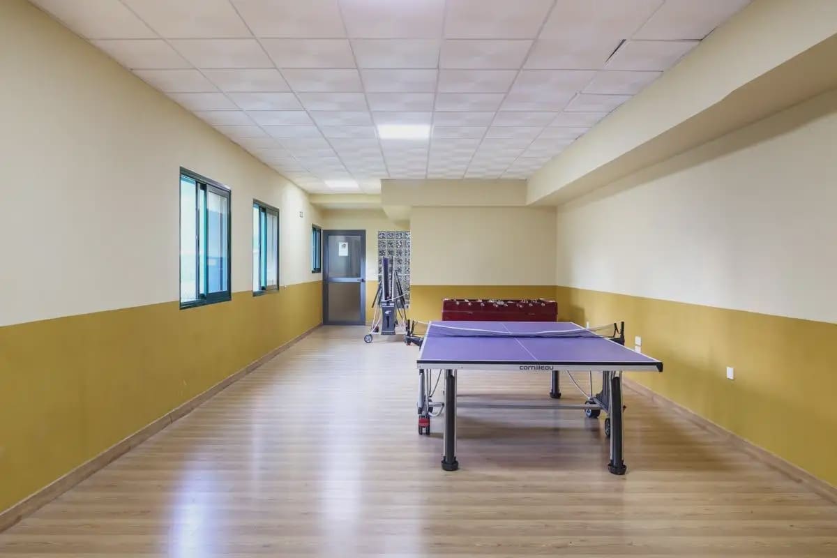 2 soveværelse Lejlighed til salg i Granada by med swimmingpool garage - € 345.000 (Ref: 9932392)