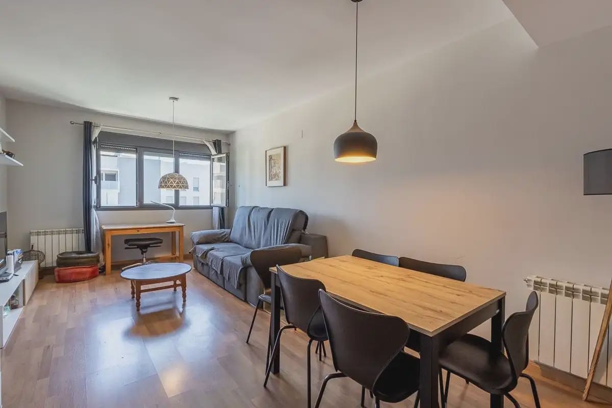 2 soveværelse Lejlighed til salg i Granada by med swimmingpool garage - € 345.000 (Ref: 9932392)
