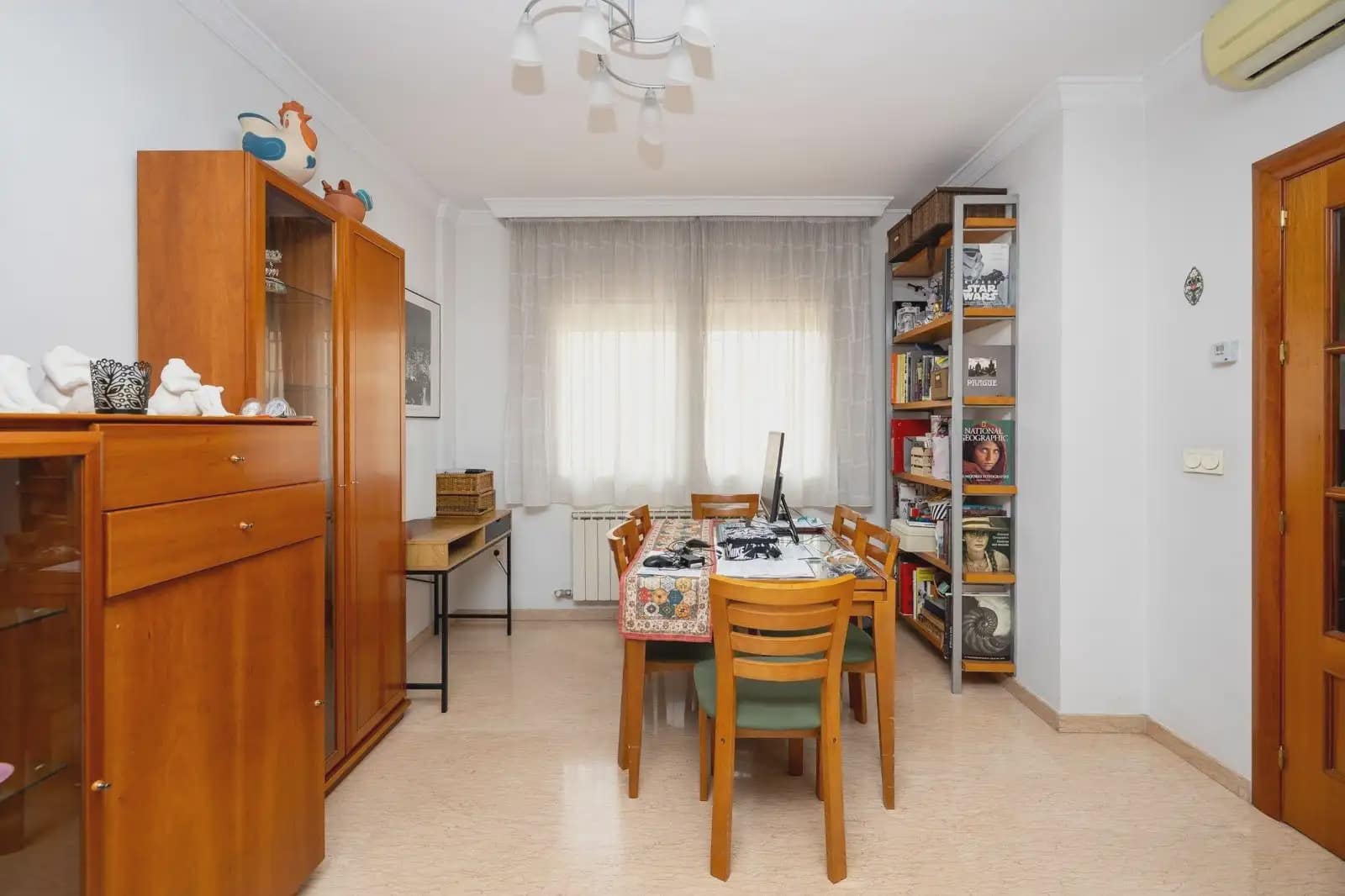4 soveværelse Byhus til salg i Granada by med garage - € 495.000 (Ref: 9932568)