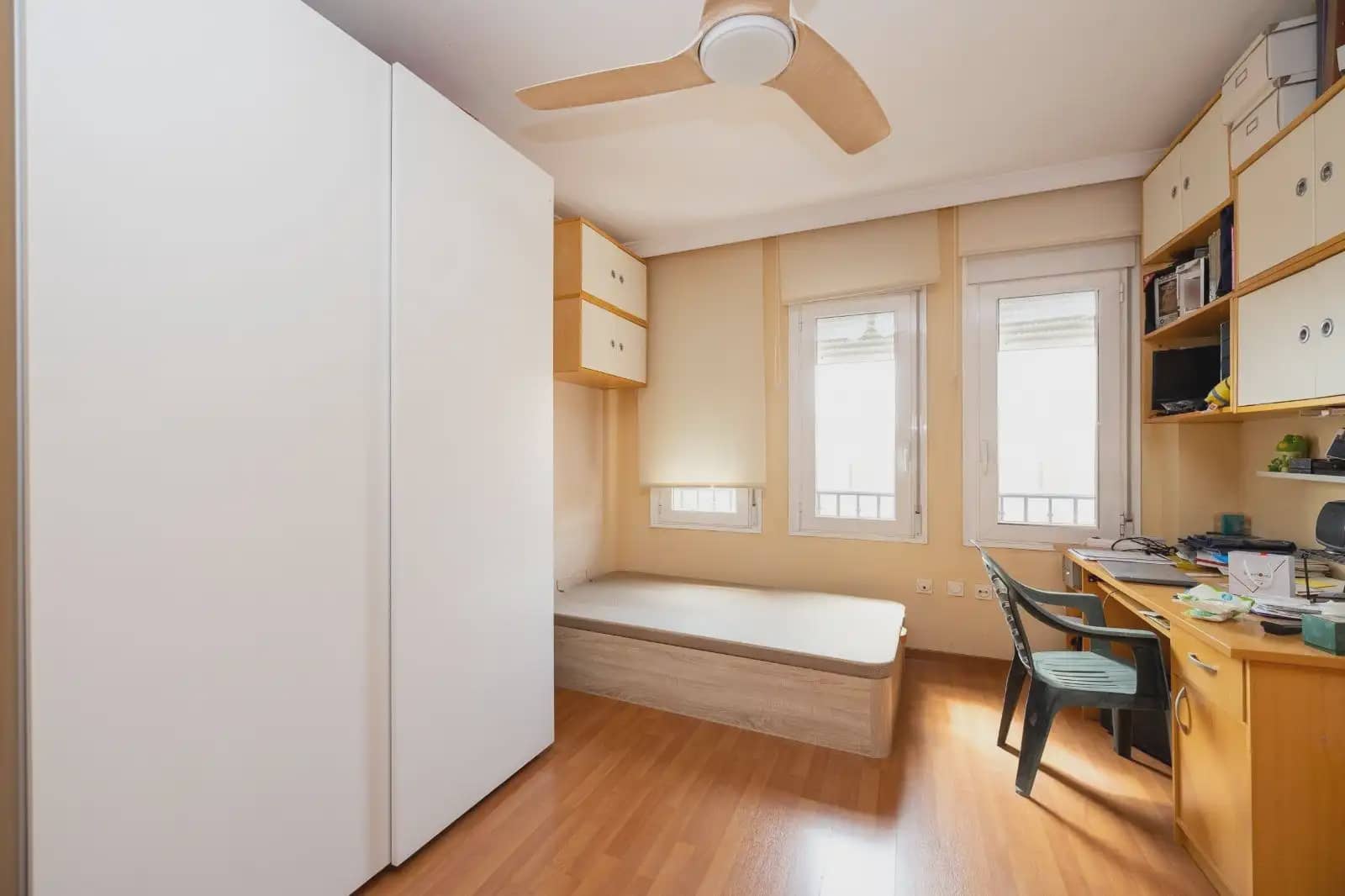 4 soveværelse Byhus til salg i Granada by med garage - € 495.000 (Ref: 9932568)
